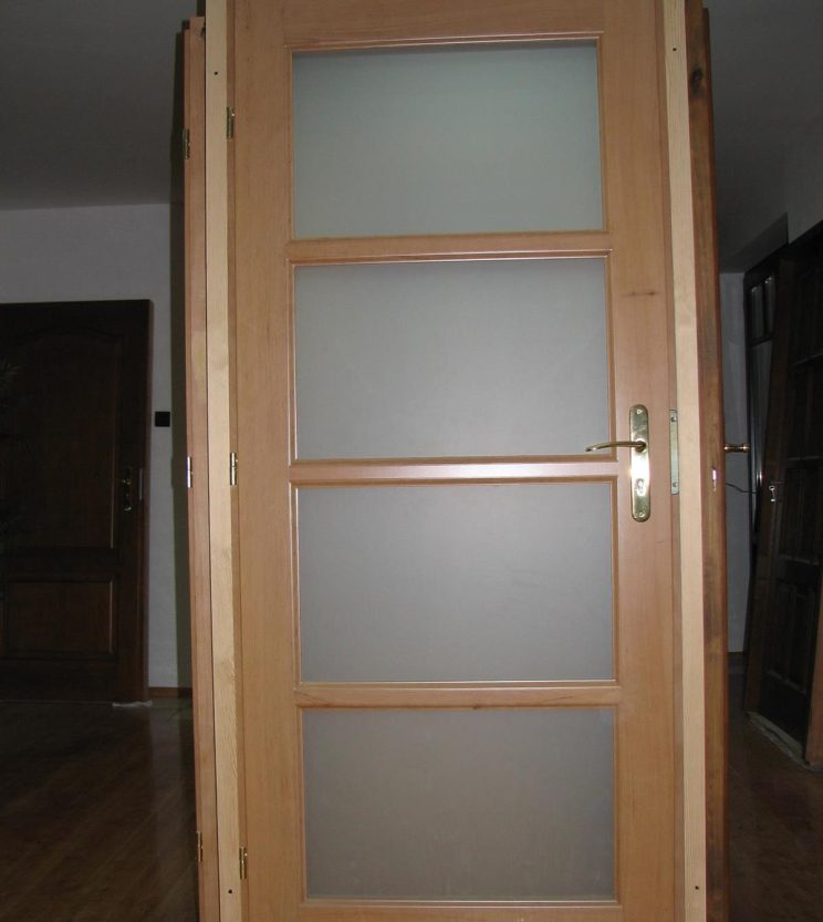 Drzwi drewniane wewnętrzne - Stolarnia Poznań W7